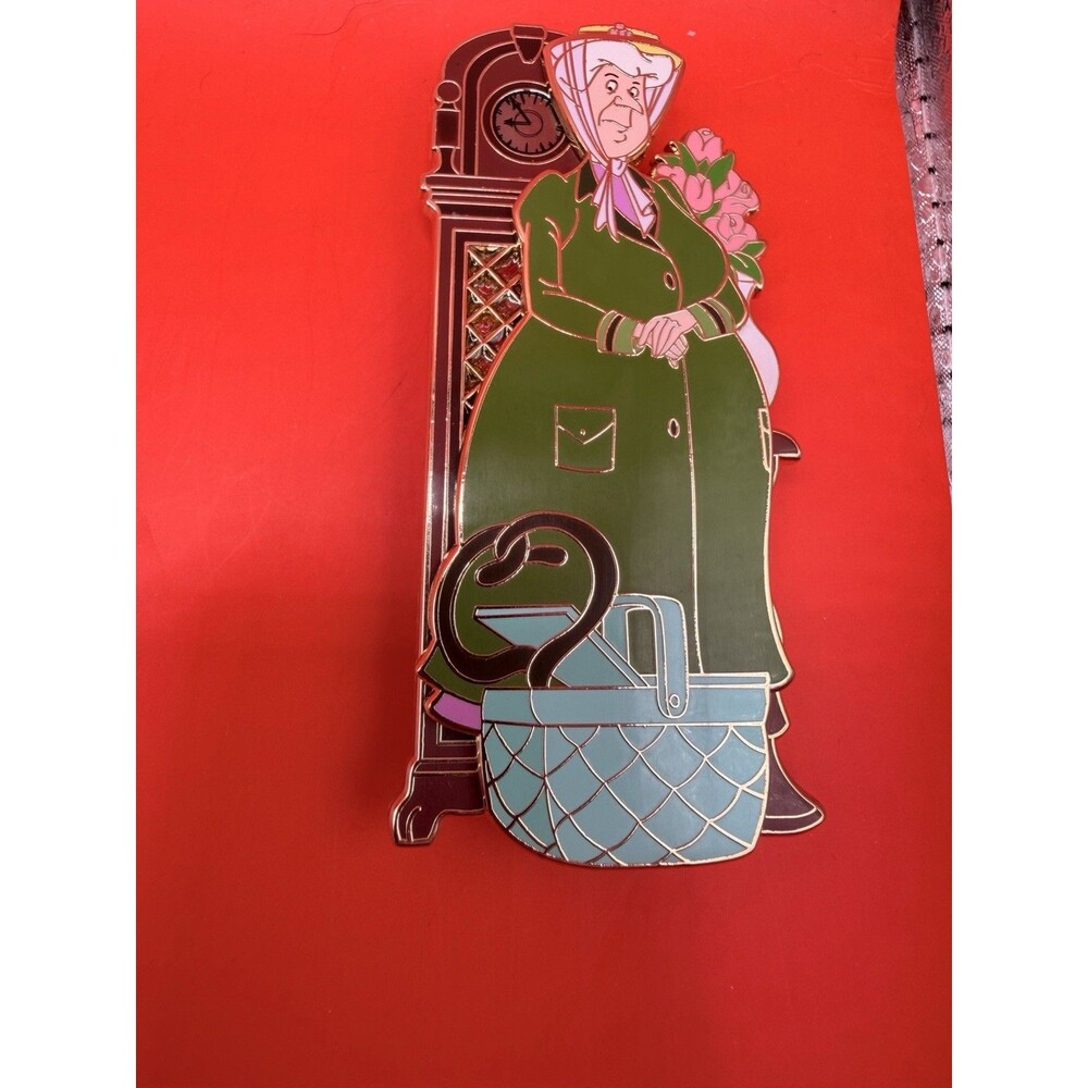 D23 2024 WDI MOG Villains Aunt Sarah - Lady And The Tramp LE Pin LATT